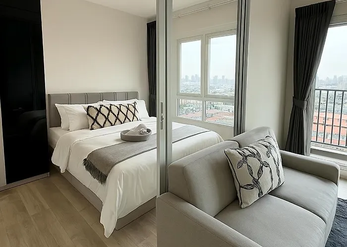 High Floor Luxury With Great Views Apartment Bangkok