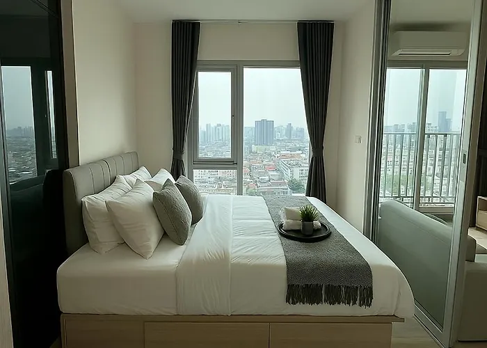 High Floor Luxury With Great Views Apartment