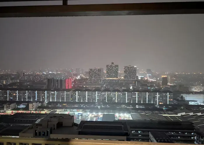 High Floor Luxury With Great Views Apartment *
